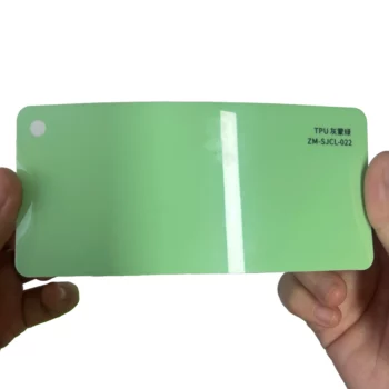 Tarjeta de muestra de PPF de TPU en color gris y verde