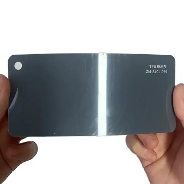 Tarjeta de muestra de TPU color gris polar PPF